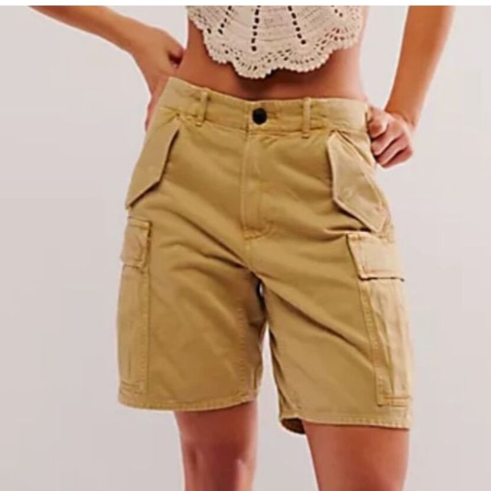 Citizens Of Humanity Tan Women's Cargo Shorts